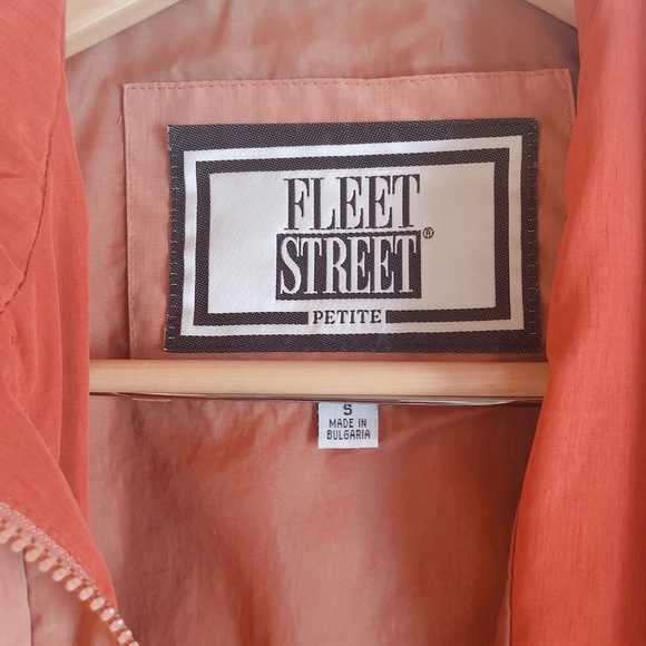 Blush colored wind breaker - Picture 4 of 5